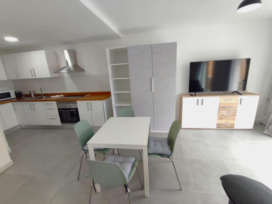 Apartament Near The Ocean In Playa San Juan Dış mekan fotoğraf